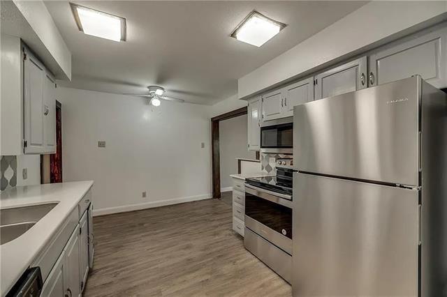 Building Photo - 202 S Willomet Ave