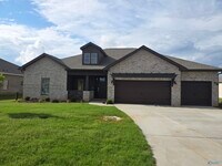 Building Photo - 22635 Donahue Dr