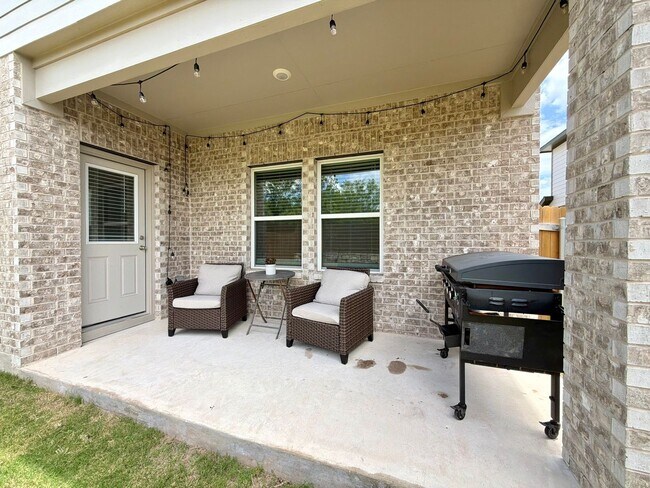 Building Photo - 14812 Afleet Alex St
