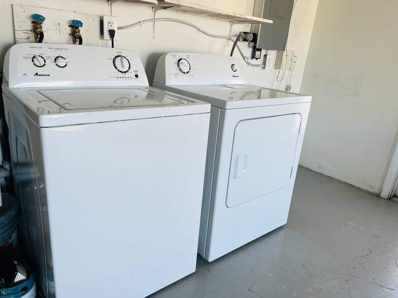 Designated Laundry in the Garage - 5544 Baroque Dr