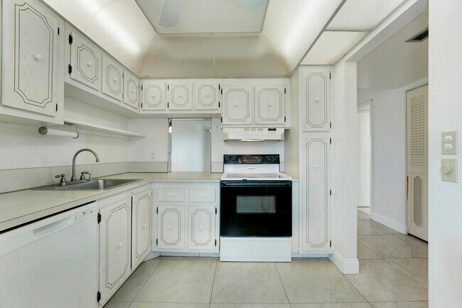 Building Photo - 6161 NW 2nd Ave