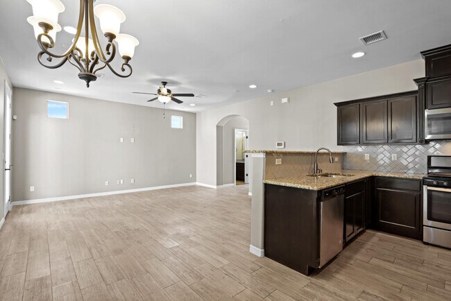 Building Photo - 14833 Harry Flournoy Ave