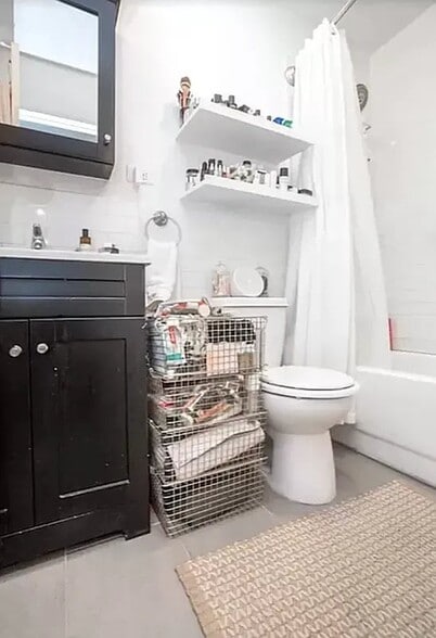 Building Photo - 175 Ludlow St