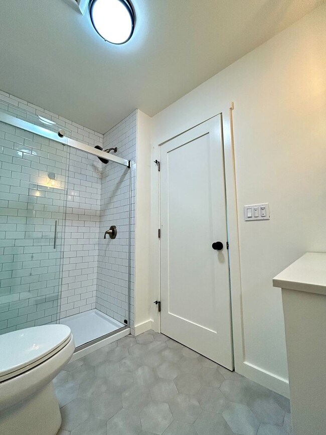 Building Photo - 1-Bed/1-Bath Near Downtown San Luis Obispo and Cal Poly