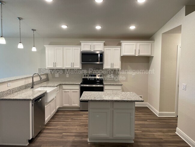 Building Photo - 5184 Peach Dr