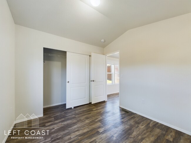 Building Photo - 2368 Salmon River Hwy