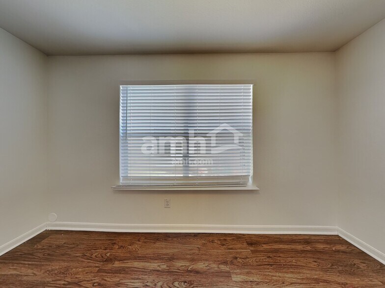 Building Photo - 11322 Flying Geese Ln