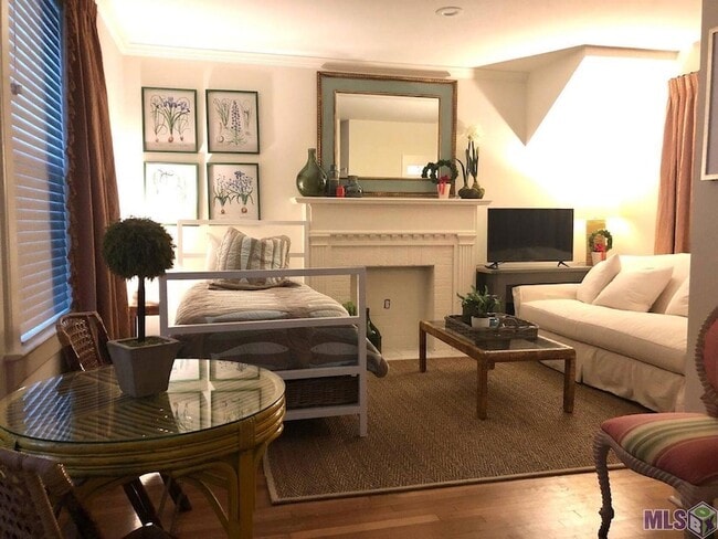 Building Photo - 1601 Letitia St