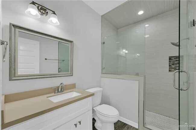 Building Photo - 23 Harrison St