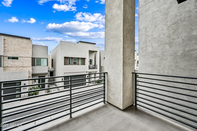 Building Photo - 6842 E ORION Dr