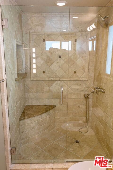 Building Photo - 17097 Palisades Cir