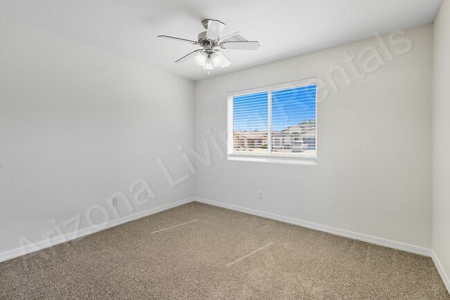 Building Photo - 2811 Harrod Ave