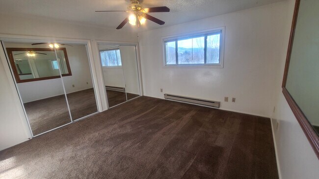 Building Photo - 945 Buchanan Ave