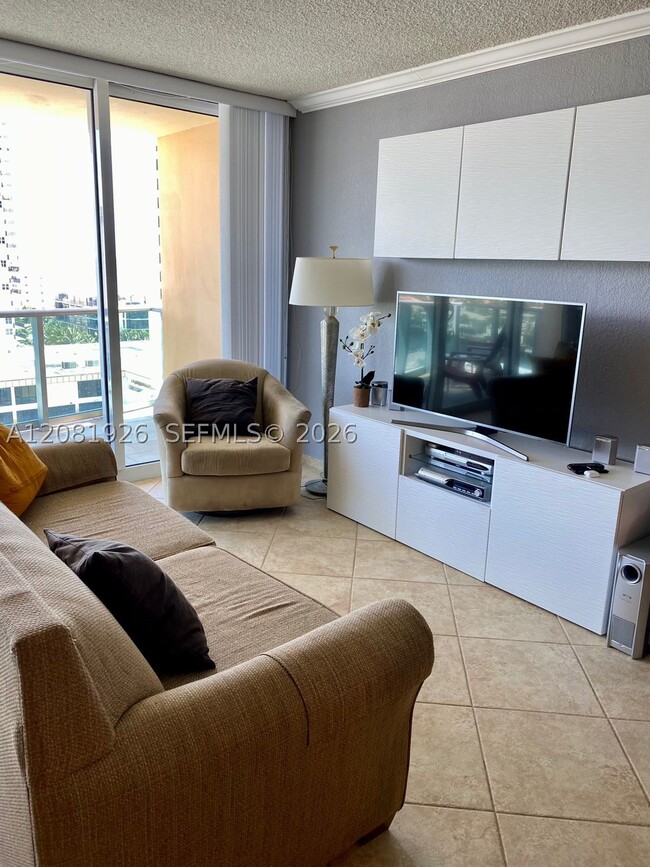 Building Photo - 2501 S Ocean Dr