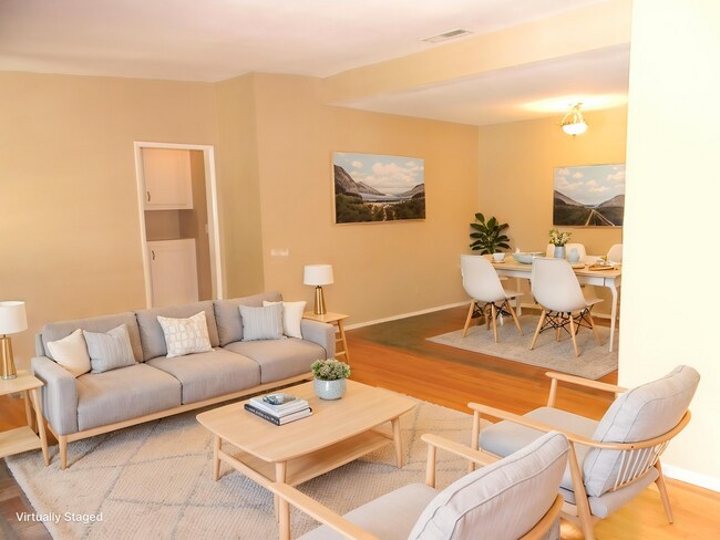 Building Photo - 1342 E Maple Ave