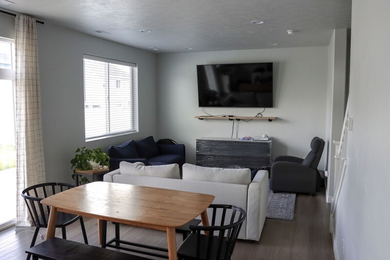 Building Photo - 419 W 720 S