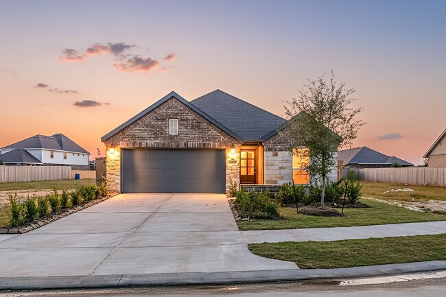 Primary Photo - 12210 Bell County Ct