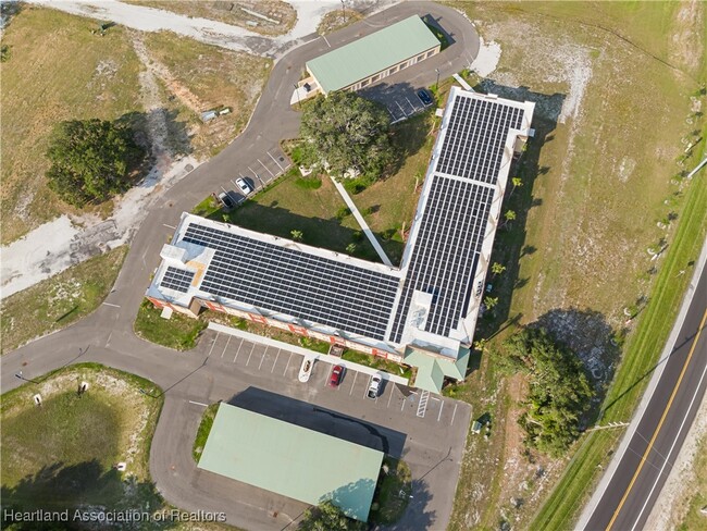 Building Photo - 260 Spanish Moss Cir