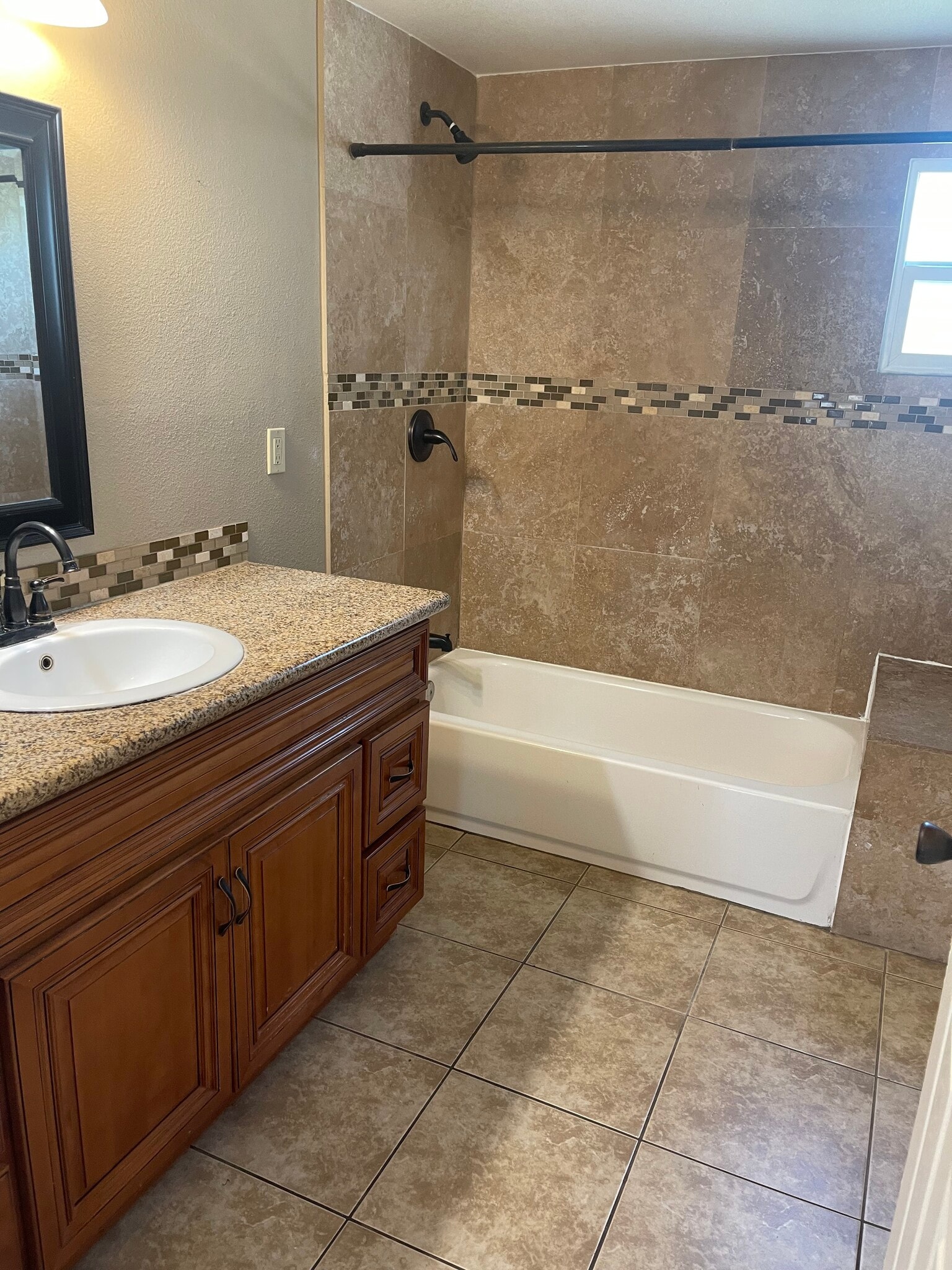 Main Bathroom - 827 Martin Luther King Jr Ave