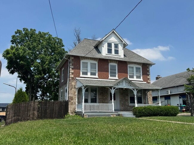 Building Photo - Spacious West Norriton Old World charm 4 B...