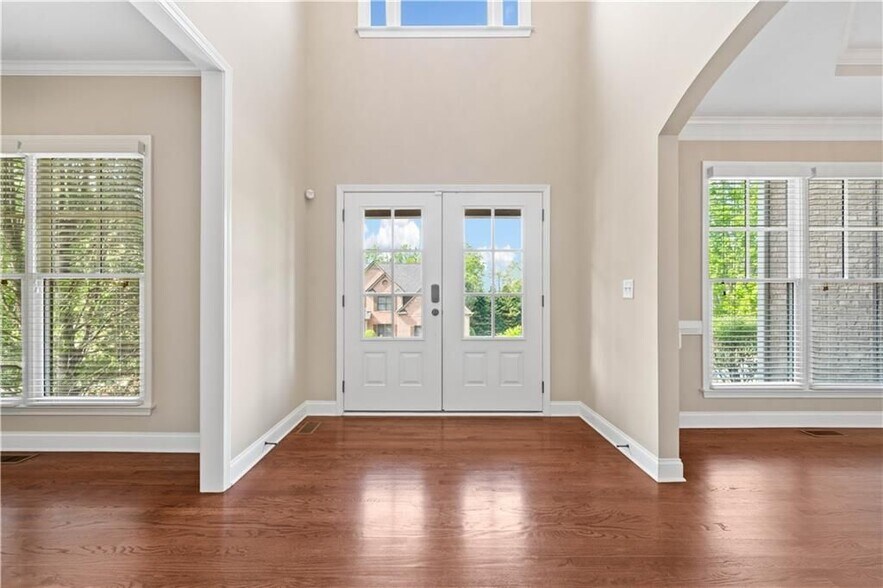 Building Photo - 2180 Hilltop Overlook Way