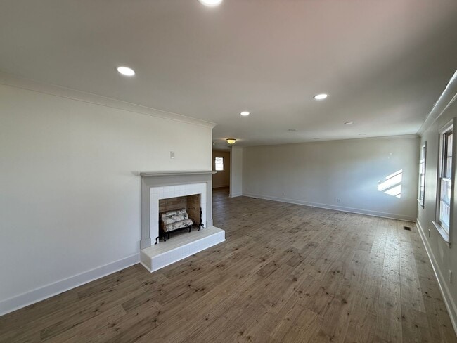 Building Photo - Beautifully Updated Home for Rent in the Heart of Arab, AL