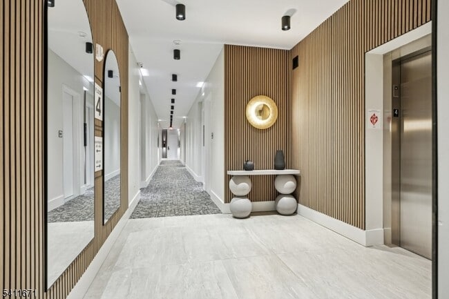 Building Photo - 1722 Springfield Ave