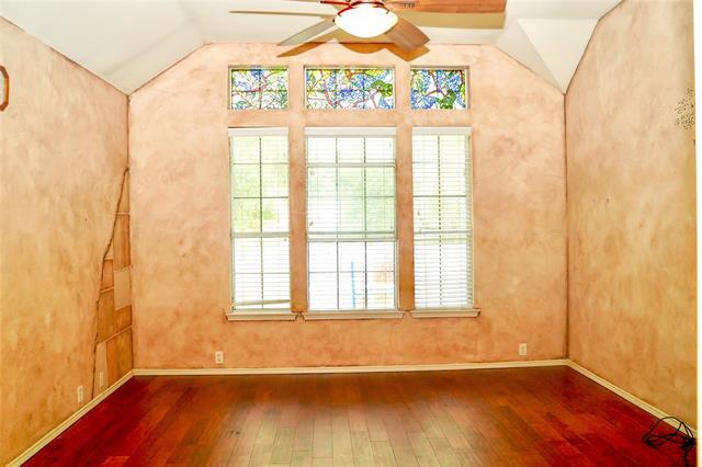 Building Photo - 6018 Blue Oak Dr