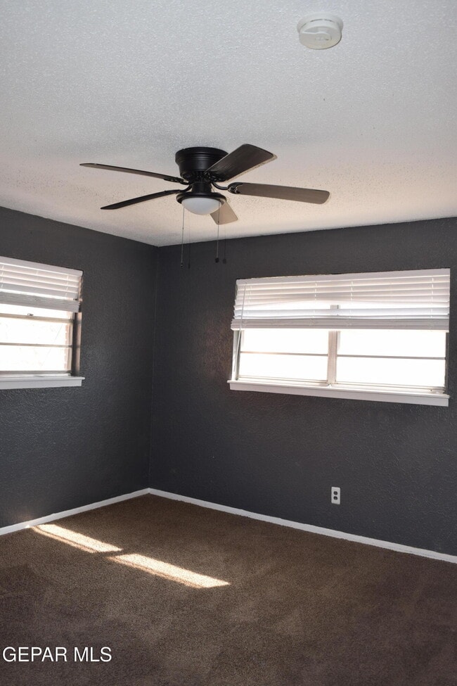 Building Photo - 136 N Festival Dr