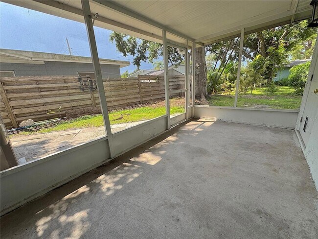Building Photo - 3883 Hawkeye Cir