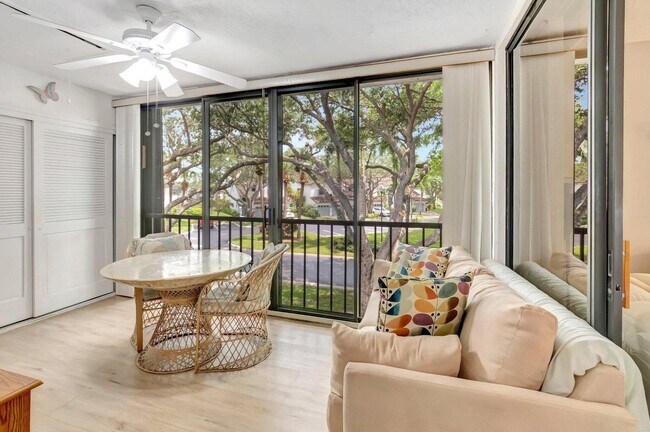 Building Photo - 5414 Venetia Ct