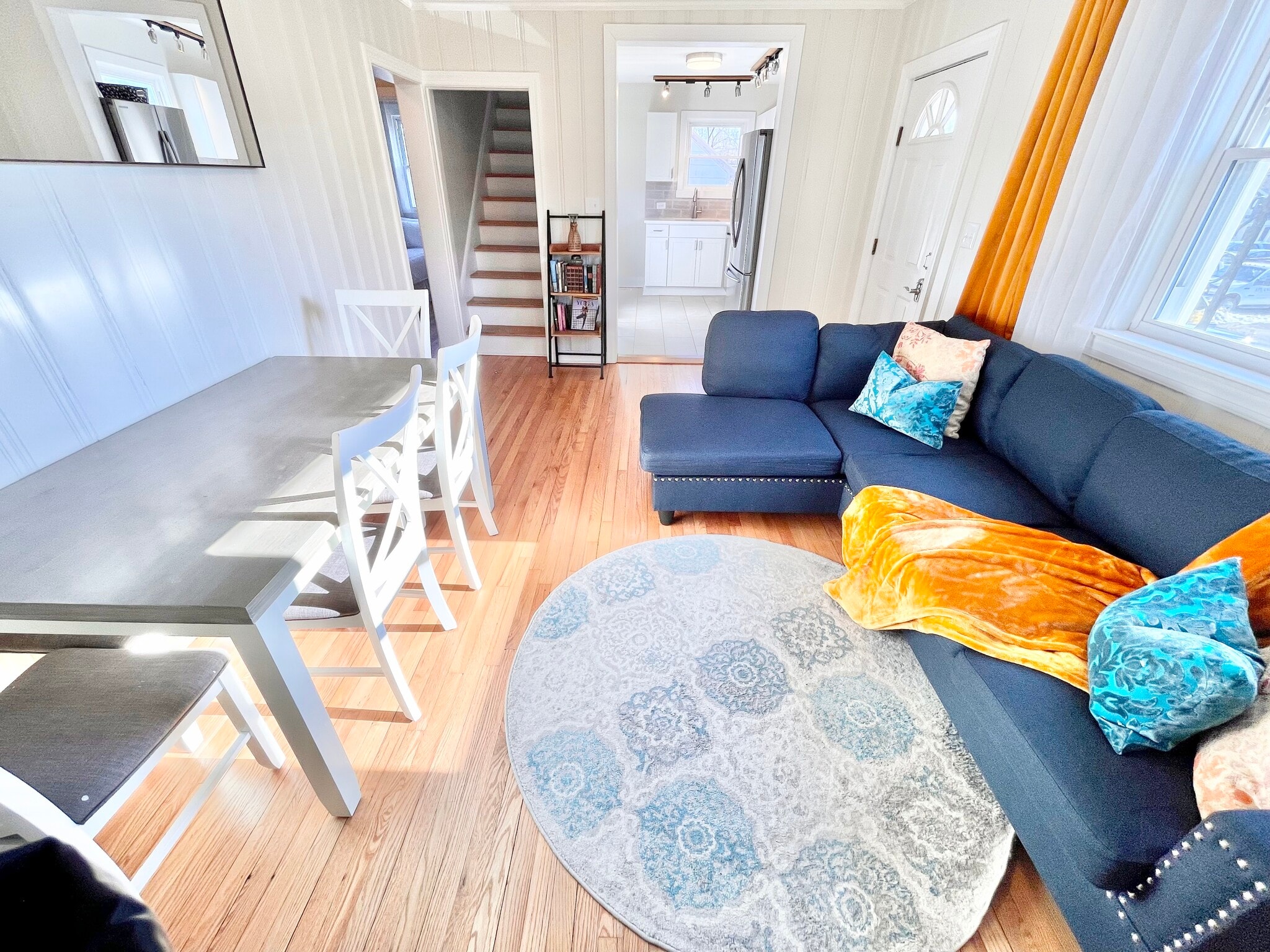 Building Photo - 1325 Willow Dr