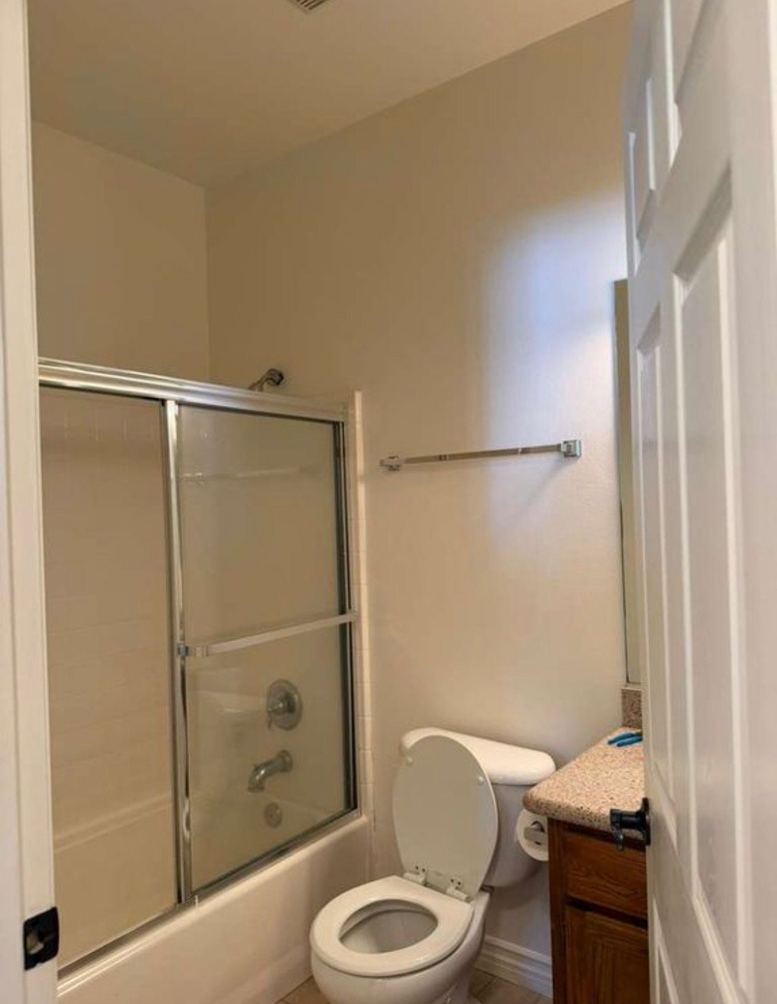 Building Photo - 4523 Woodman Ave