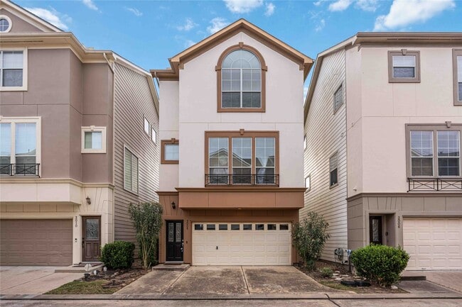 Building Photo - 3008 Clearview Cir