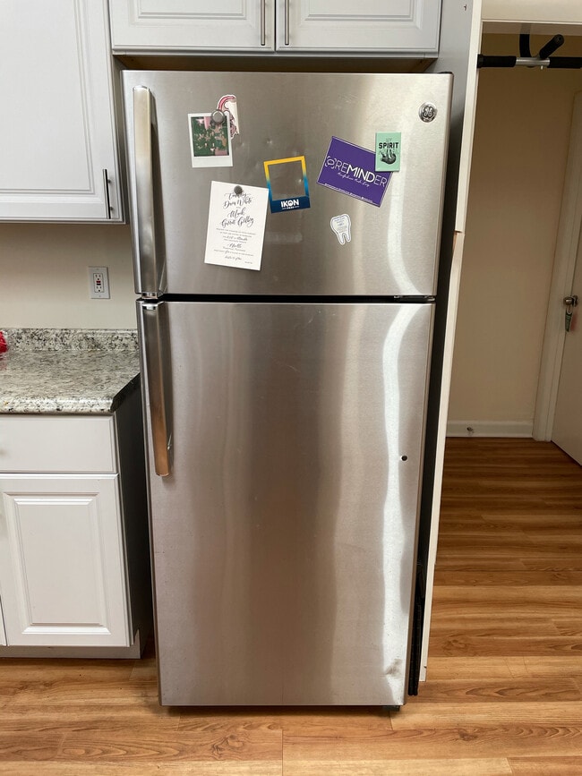 Building Photo - 29 St Mary's St