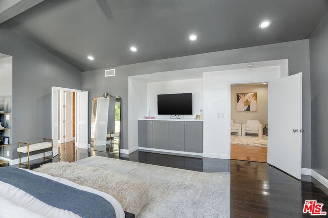 Building Photo - 24907 Marbella Ct