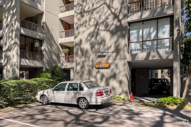 Building Photo - Palo Alto