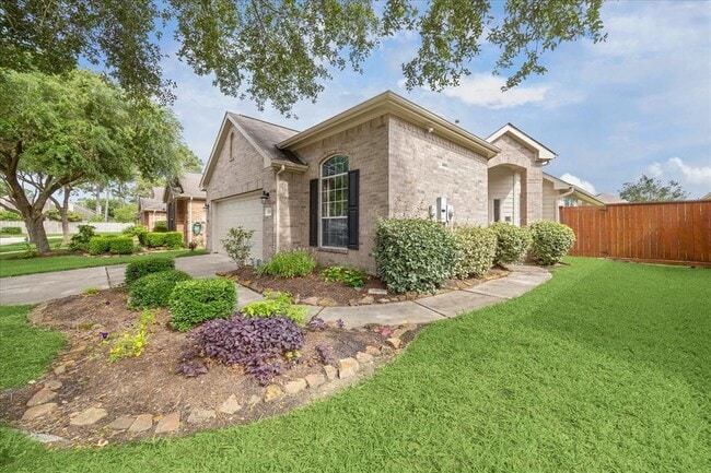 Primary Photo - 1315 Varese Dr