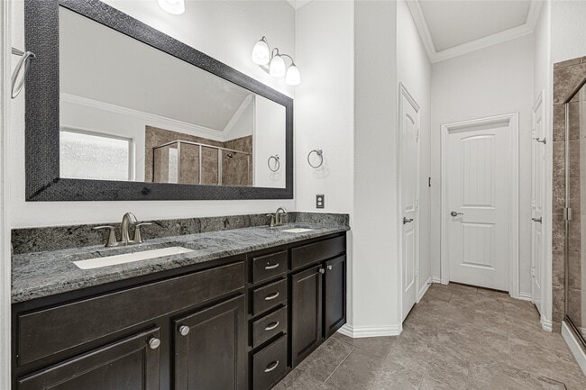 Building Photo - 20731 Blue Flagstone Ln