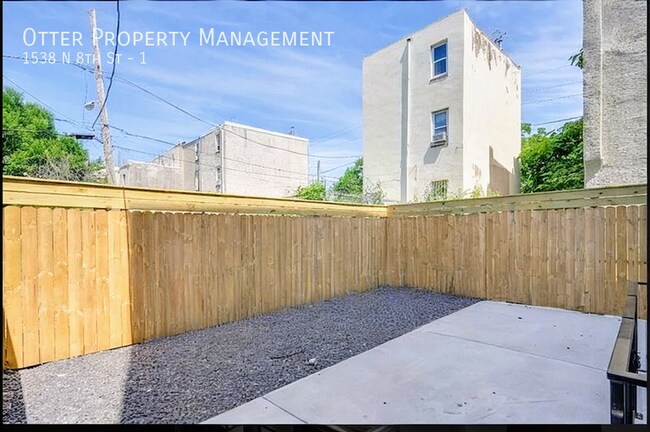 Building Photo - 1538 N 8th St