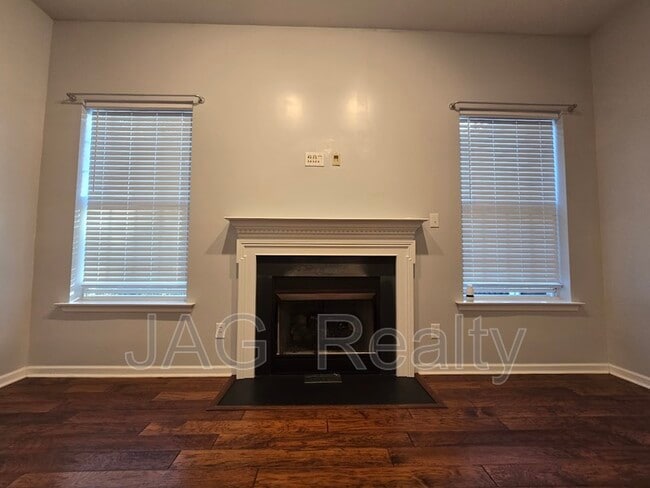 Building Photo - 3084 Sycamore Point Tr