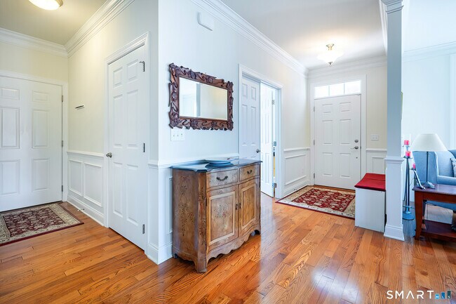 Building Photo - 1 Wilderswood Way