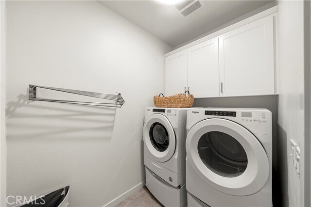 Building Photo - 120 Novel