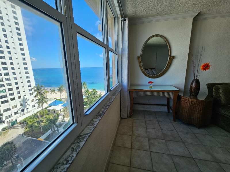 Building Photo - 2501 S Ocean Dr