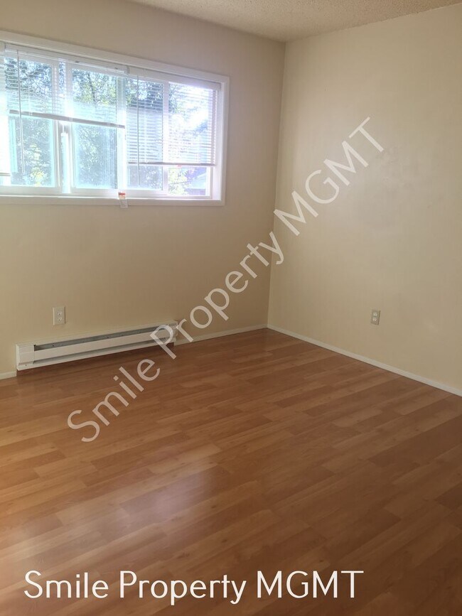 Building Photo - A comfortable home