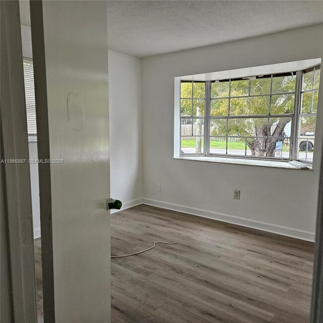 Building Photo - 27 SW 8th Ct