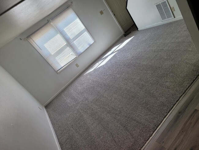 Building Photo - 3501 Commerce St