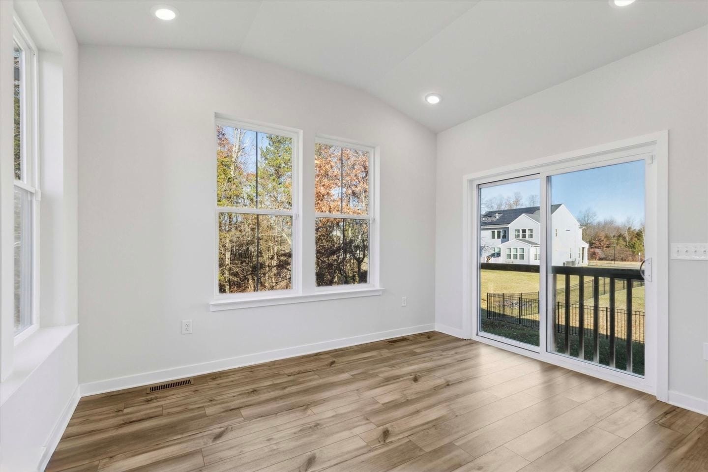 Building Photo - 1137 Mariwill Dr