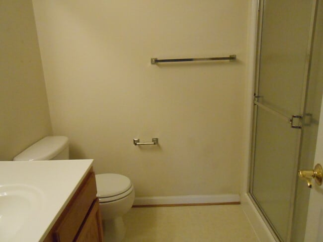 Building Photo - 2029 Windsong Dr