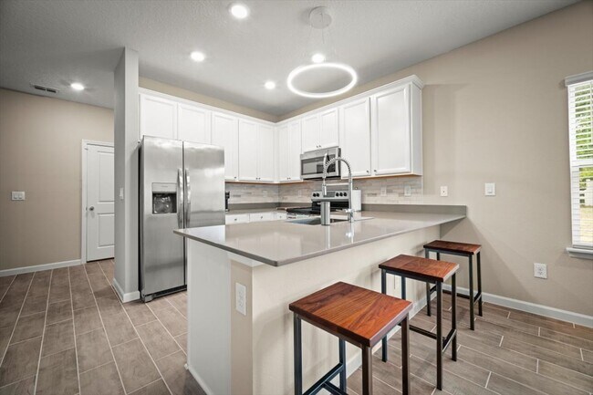 Building Photo - 1255 Beach Dune Dr
